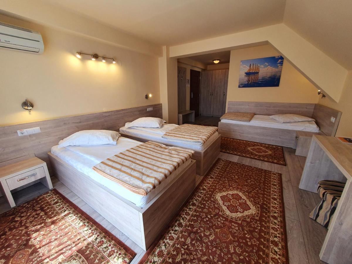 Kon Tiki Hotel Nagyszeben Kültér fotó